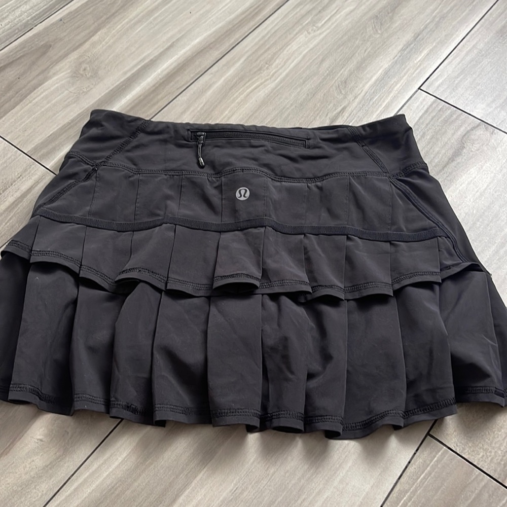 Lulu lemon tennis skirt